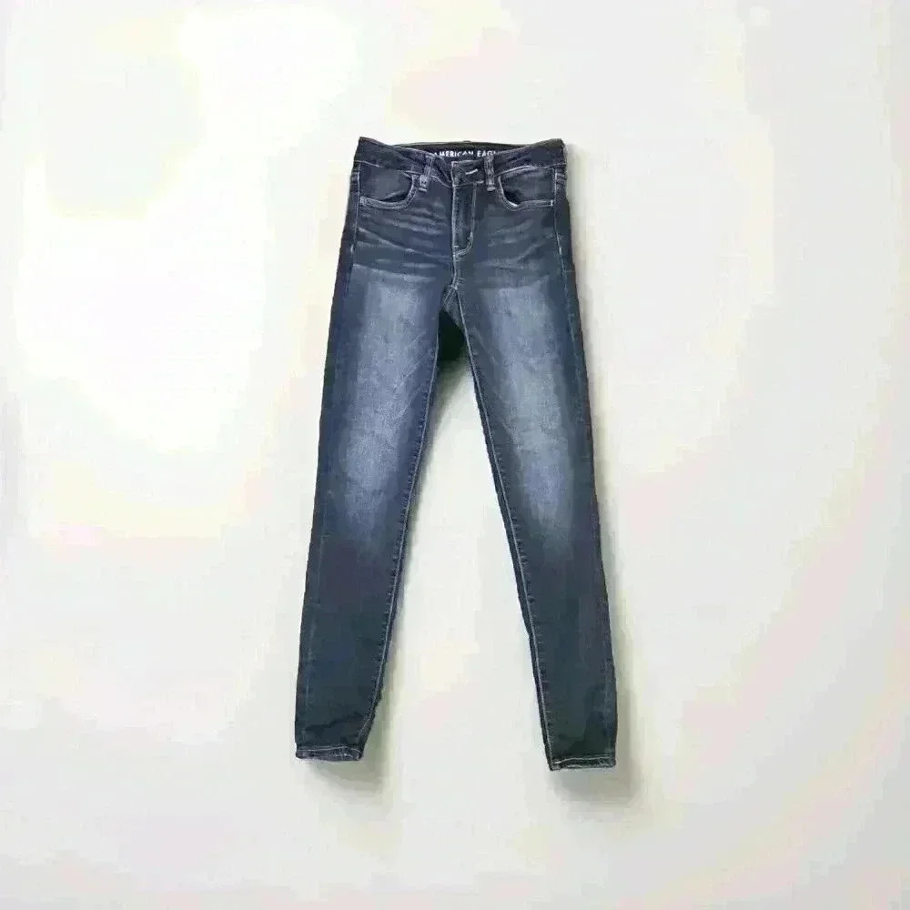 American Eagle Super Jegging Distressed Next Level Stretch Womens Sz 2